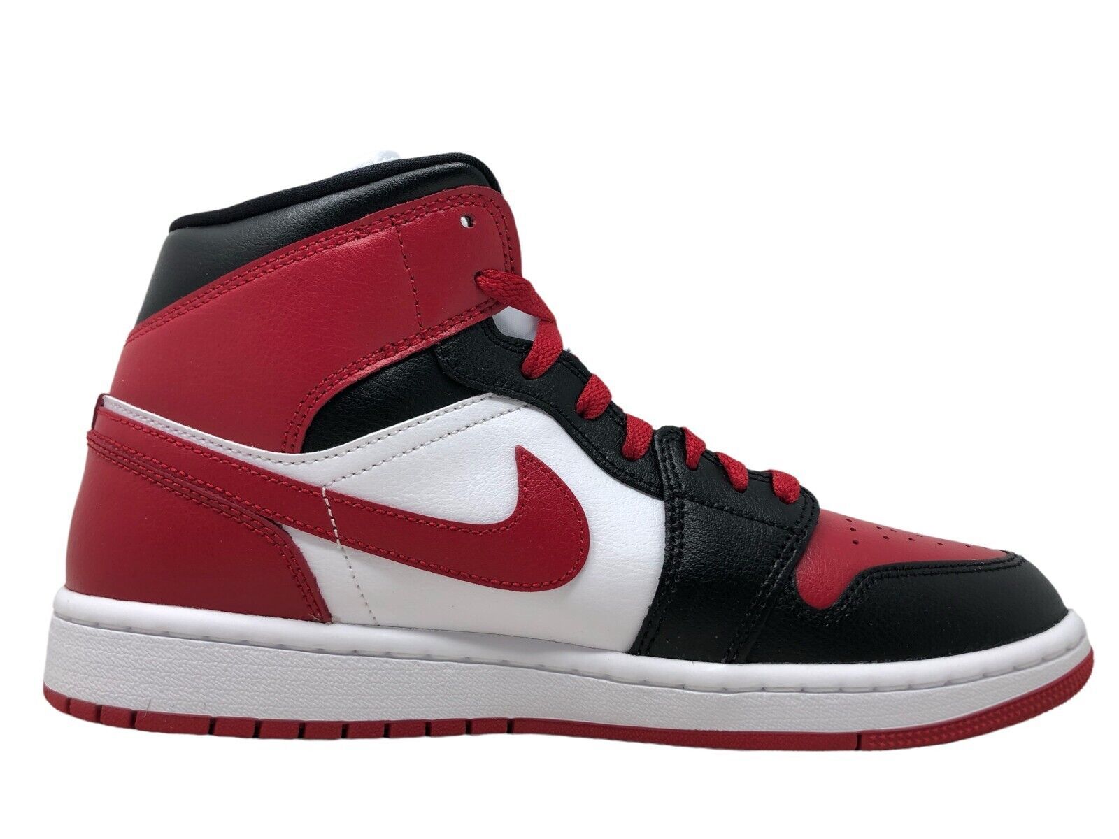 Air Jordan 1 Mid 'Alternate Bred Toe' 2022 Womens/Mens Black/Gym Red ...