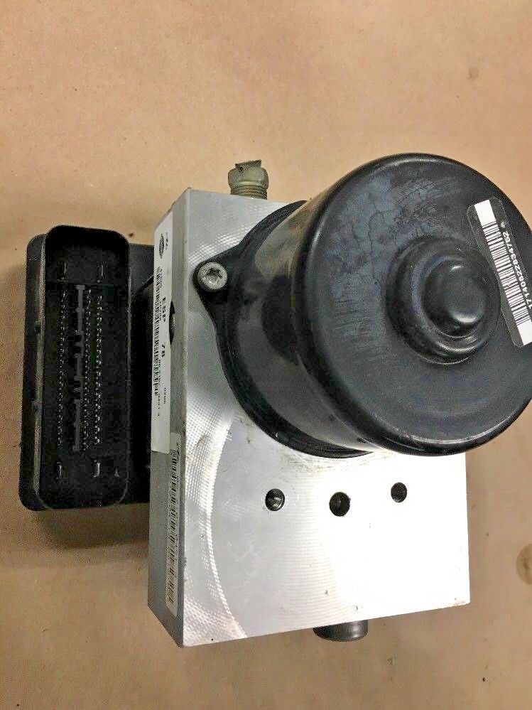 ABS Anti Lock Brake Pump Module 2004 2010 Nissan Titan 5.6 V8 06.