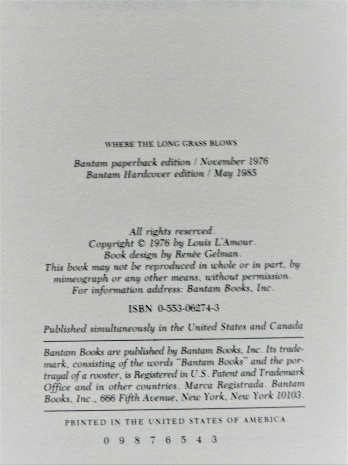 Where The Long Grass Blows Louis L’amourLeatherette CollectionBantam