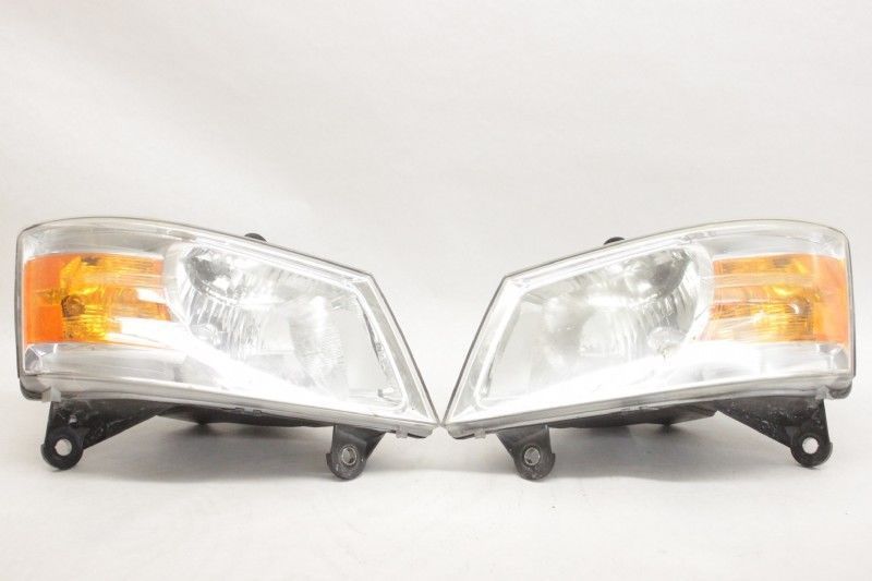 Chrysler/Dodge Valeo/Sylvania 30987 headlights Headlights