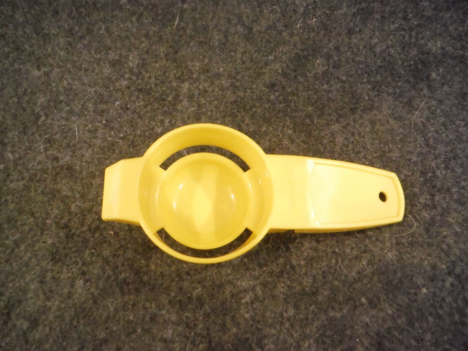 Tupperware 779 Gadget Egg Separator Yellow Other
