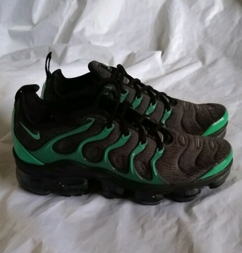 air vapormax plus black clear emerald