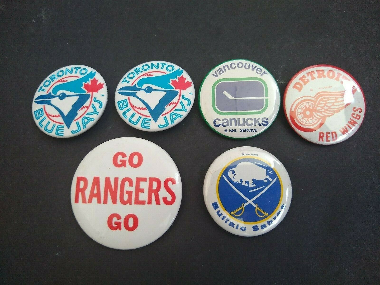 Defunct Colorado Rockies hockey team emblem vintage retro Pin for