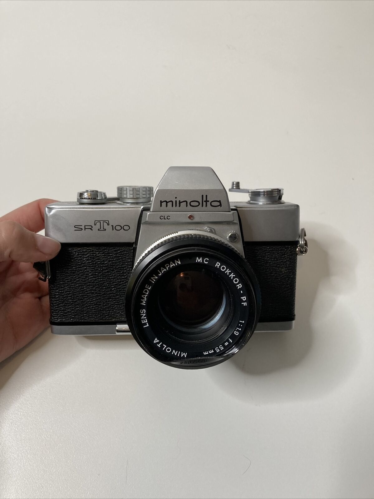 Minolta Srt 100 35mm Slr Film Camera With Mc Rokkor 11950mm Lens