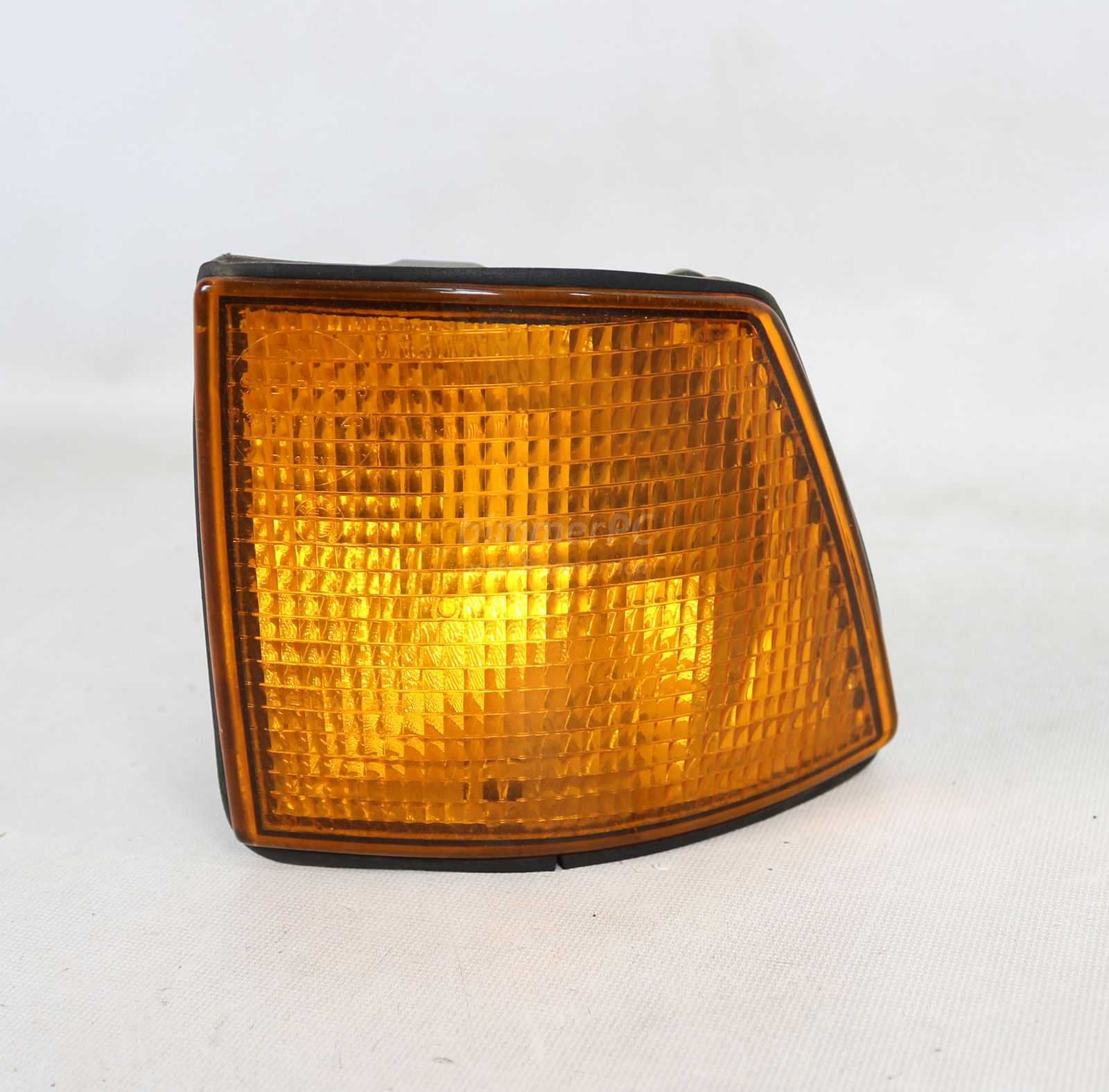 BMW E32 7-Series Left Front Drivers Turn Signal Lamp Corner Light 1988 ...