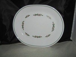 Corelle Christmas HOLLY DAYS Oval Platter 12&quot; x 10&quot; - $5.00