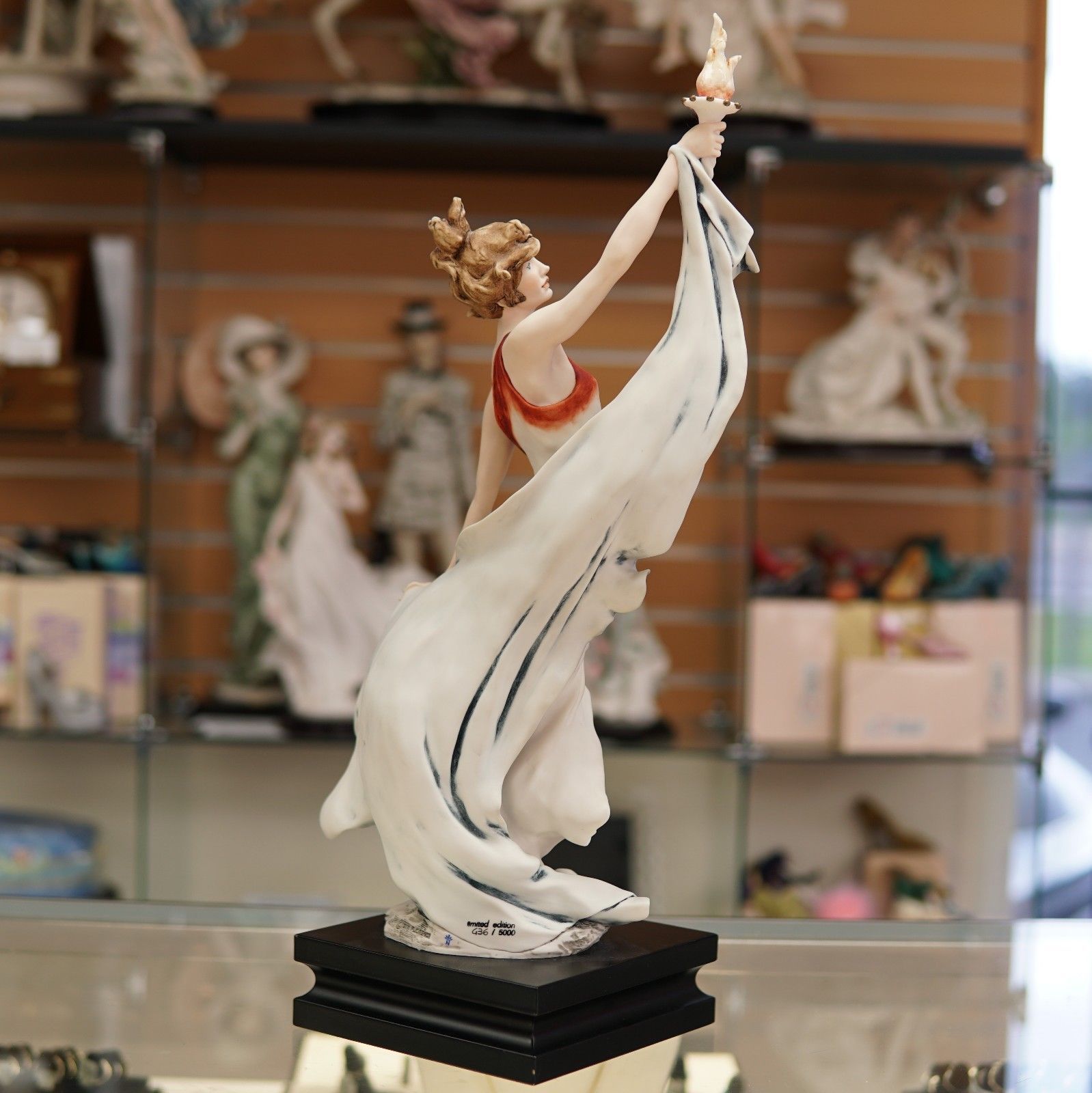 Rare G.Armani Giuseppe Armani Statue of Lady Liberty Figurine 436 of