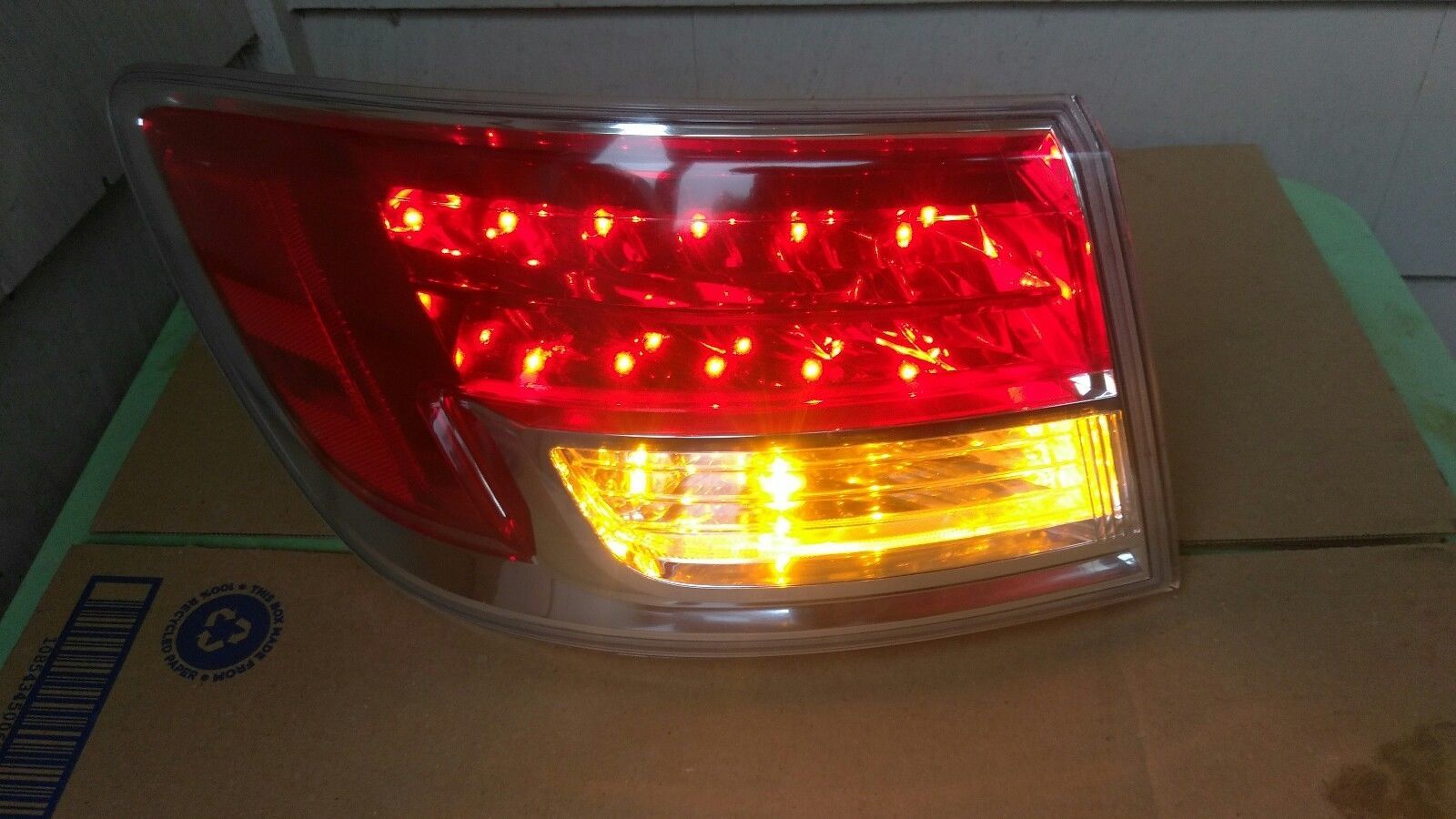 USテールライト 運転席側の外側のテールライトアセンブリは、Mazda CX-9 TE6951160E MA2804110 Driver Side Outer Tail Light Assembly Fits Mazda CX-9 TE6951160E MA2804110
