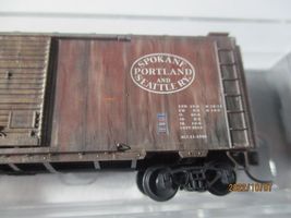 Micro-Trains # 02044850 Spokane, Portland and Seattle BNSF Family series Car # 2 image 4