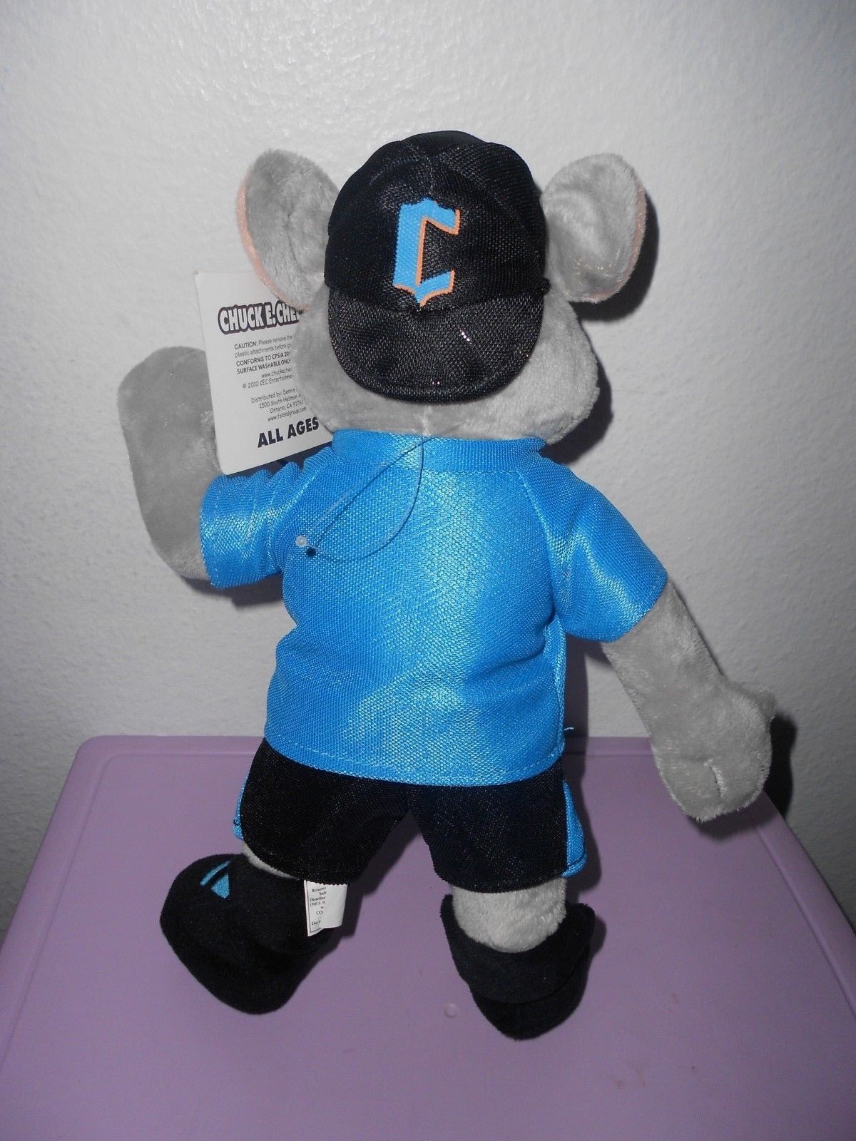 plush chuck e cheese