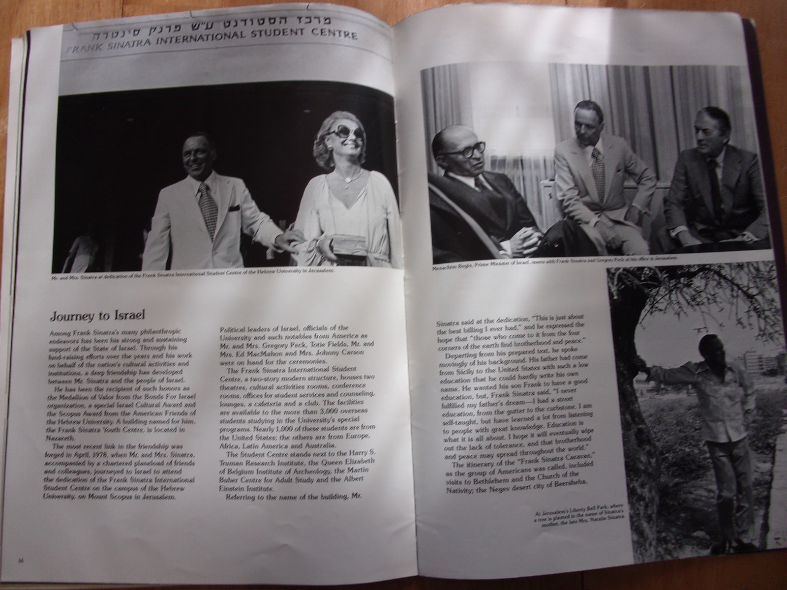 Frank Sinatra Concert Souvenir Program 1978 - Programs