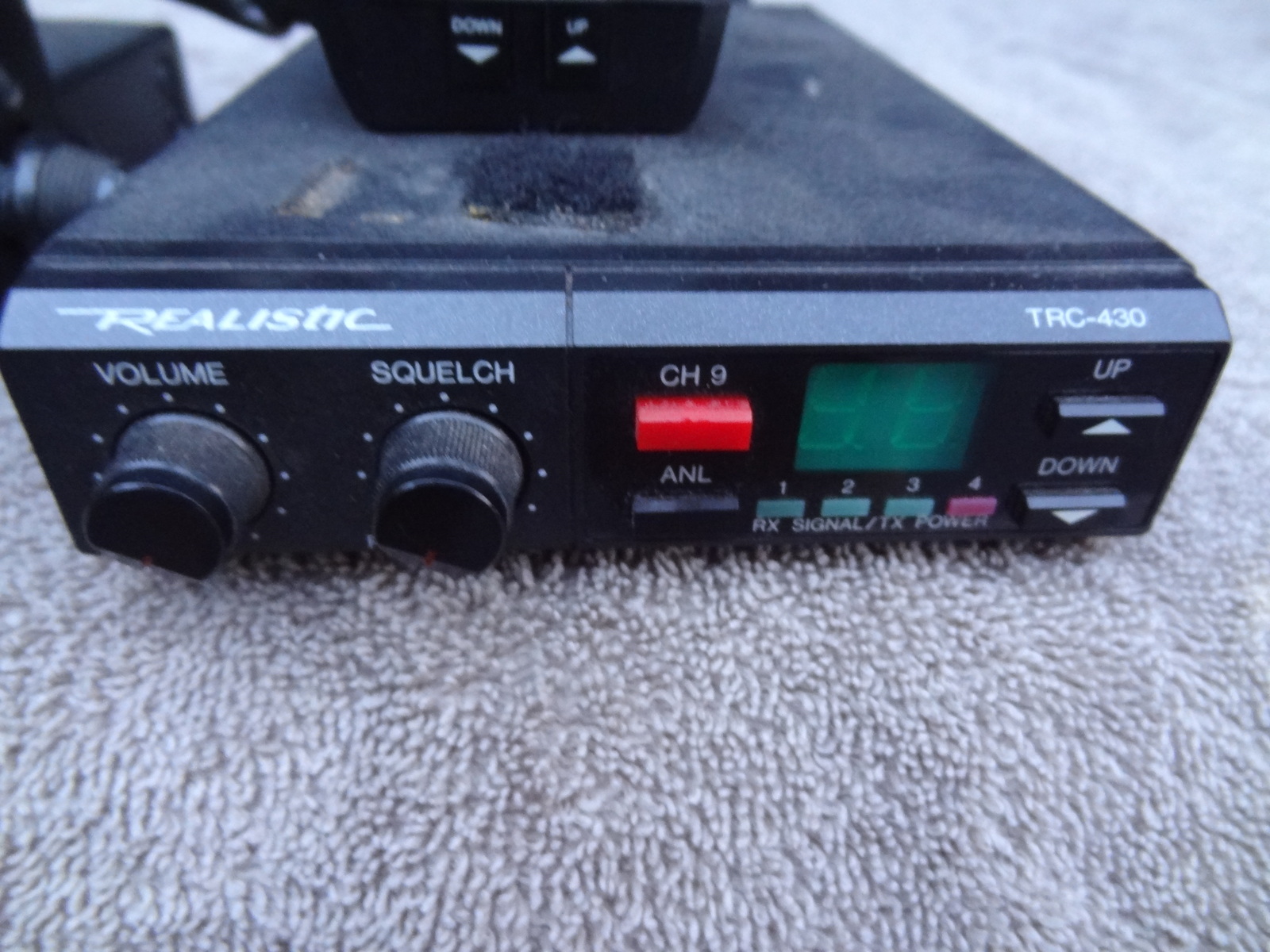 LOT OF 2 REALISTIC TRC430 CB RADIO USED WORK WELL W/ MICROPHONES NICE