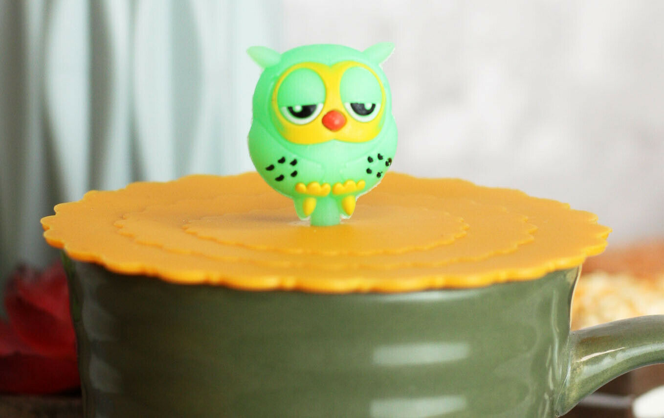 Set Of 4 Yellow Sleepy Owl Reusable Silicone Coffee Tea Cup Cover Lids Air Tight