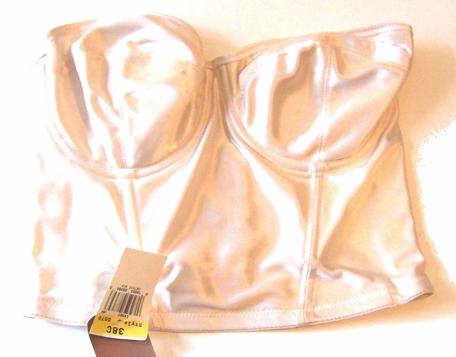 Playtex Strapless Bra in Ivory/Black Sizes 36/38C 36/38DD 36/38D 38/40D Playtex Strapless Bra in Ivory/Black Sizes 36/38C 36/38DD 36/38D 38/40D
