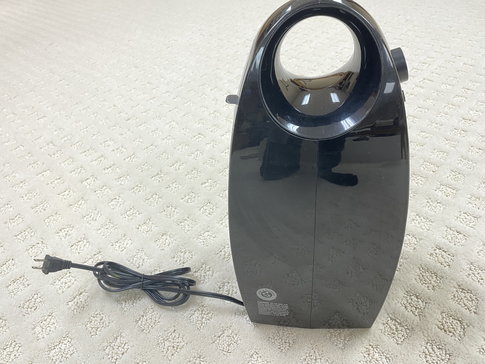 Holmes Air purifier Model HAP9412B with air Ionizer and Hepa type filter Indoor Air Quality & Fans