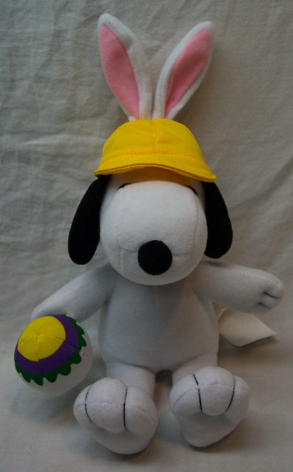 Peanuts SNOOPY AS EASTER BUNNY W/ EGG 7" Plush Stuffed Animal TOY TV & Movie Character Toys