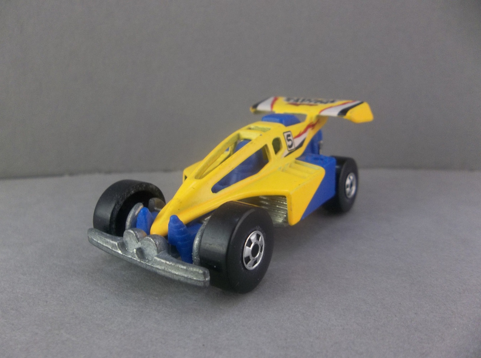 Hot Wheels 1991 Shock Factor Racing Yellow Blue Racecar Contemporary
