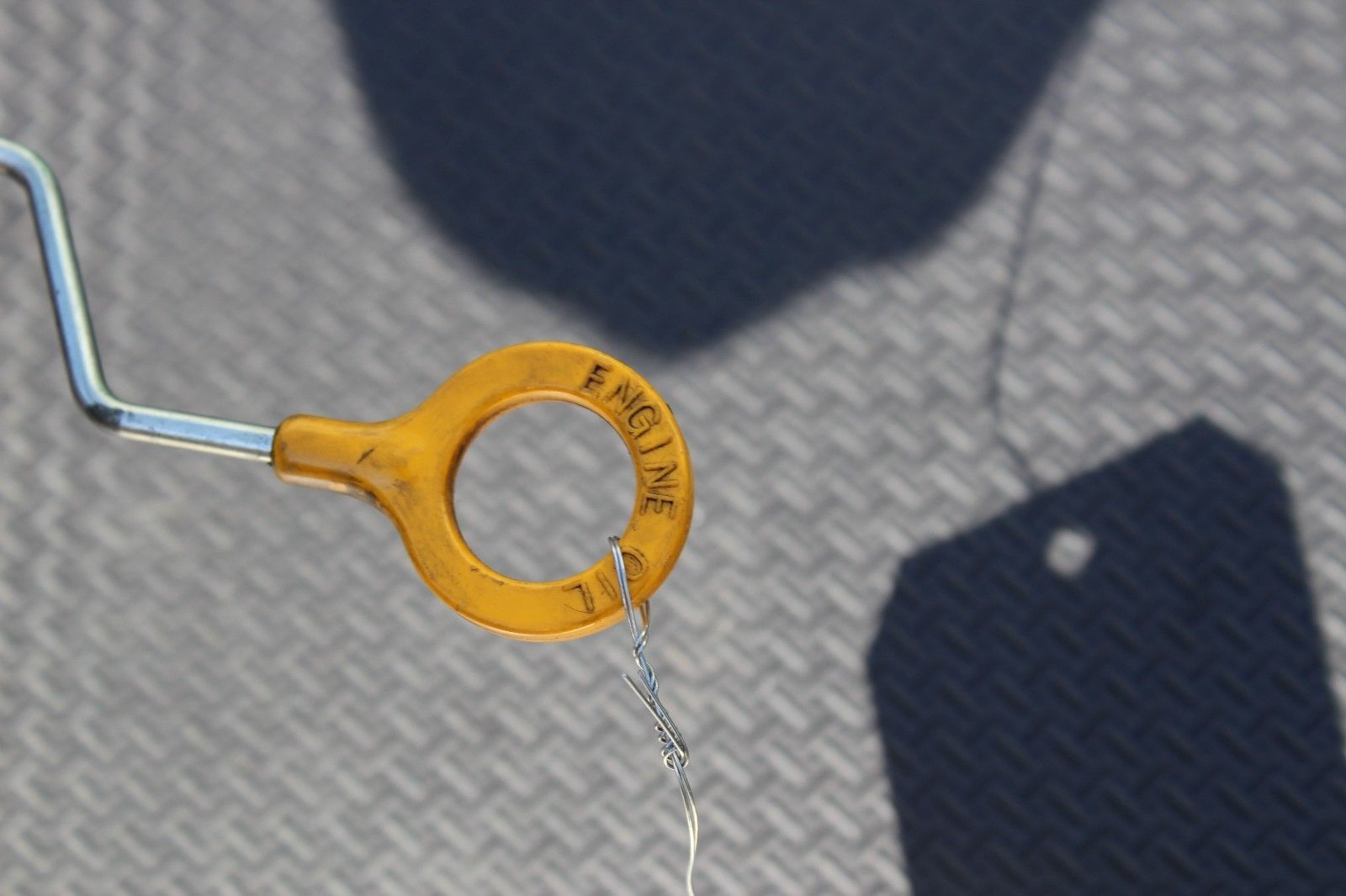 20032005 NISSAN 350Z INFINITI G35 ENGINE MOTOR OIL DIPSTICK DIP STICK