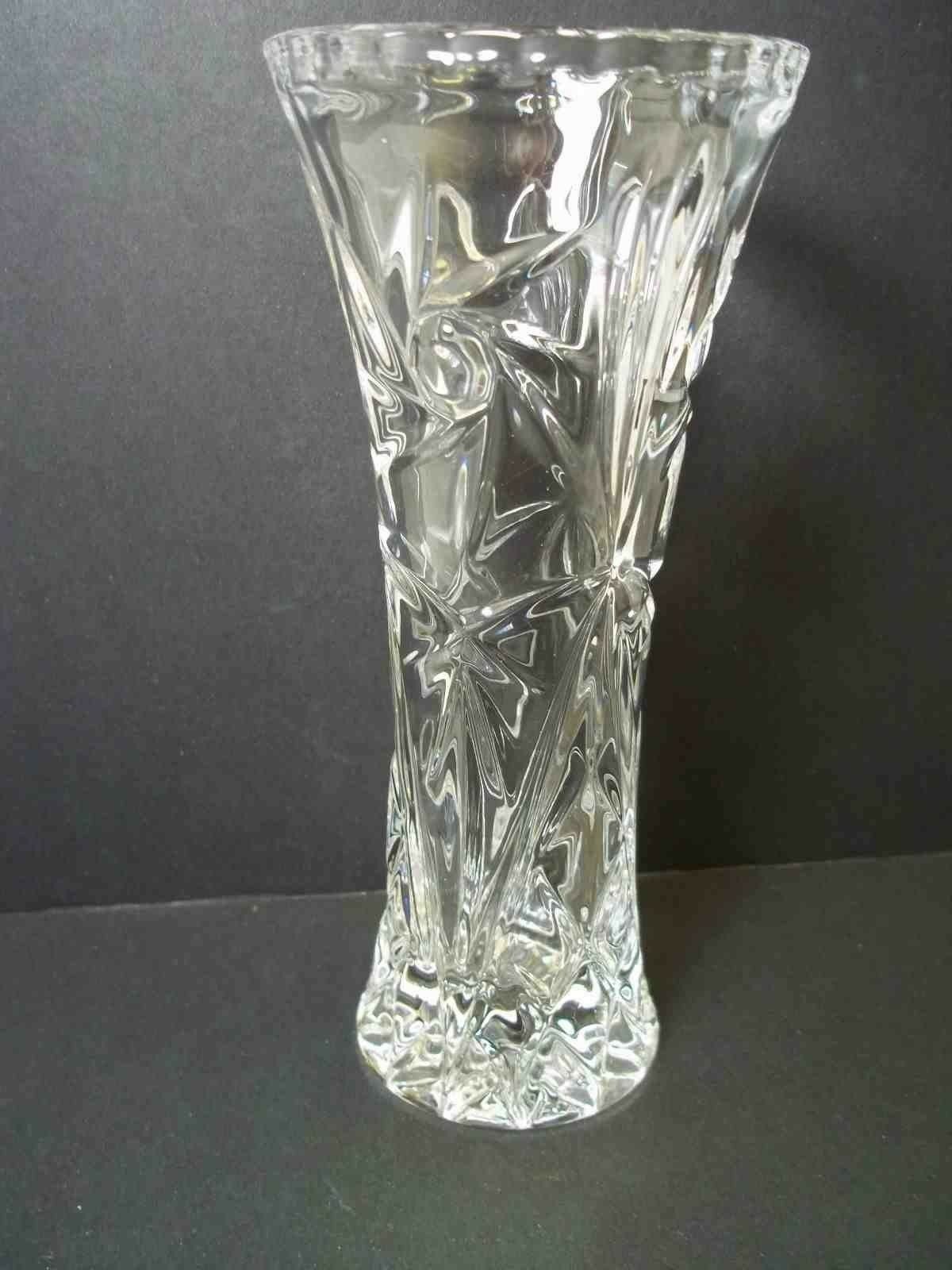 Lenox lead crystal STAR bud or posy vase 6