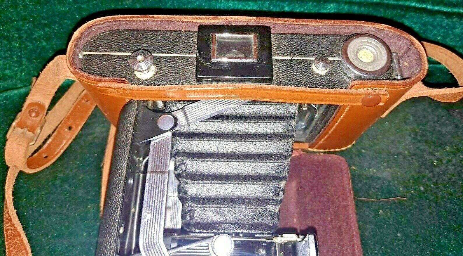 VINTAGE KODAK No. 1, KODAMATIC AND CASE BEAUTIFUL! Folding Cameras