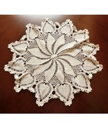VTG Table Doily Lace Center Mat Dresser hand crochet Beige Ecru 21&quot; diam... - $29.70