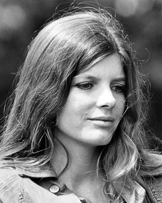 The Stepford Wives Featuring Katharine Ross 8x10 Photo - Photographs