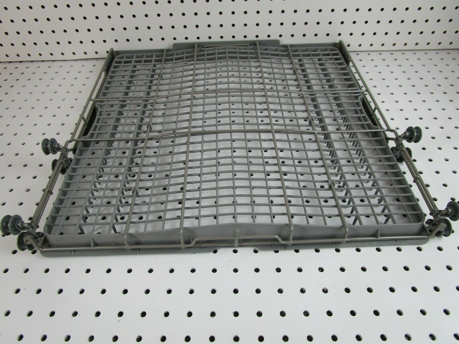 Samsung Dishwasher 3rd Rack w/ Installation Brackets DD6100523B DD61