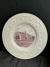 WEDGWOOD BAYLOR UNIVERSITY PLATE UNION BUILDING MULBERRY 10.5&quot; - $70.13