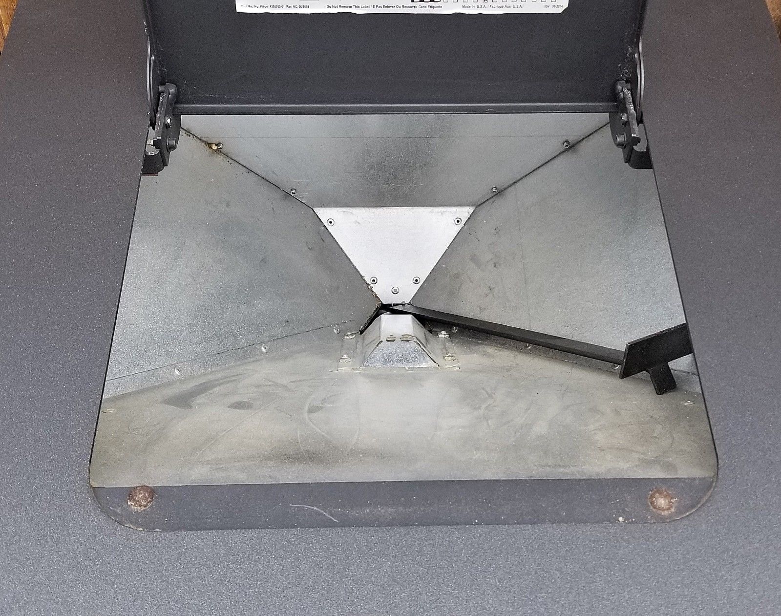 Lennox Montage Pellet Stove 32,000 BTU Used / Refurbished 2011