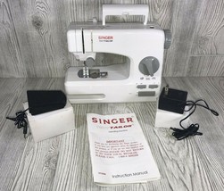 Singer Tiny Tailor Sewing Machine #TT700. Portable Mending Machine - $41.58