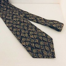 #1692 VTG Van Heusen 417 silk Necktie - $14.85