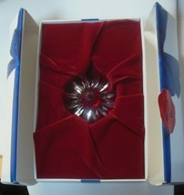 Swarovski Crystal SCS Red Marguerite Cake Topper W/Box - $35.00