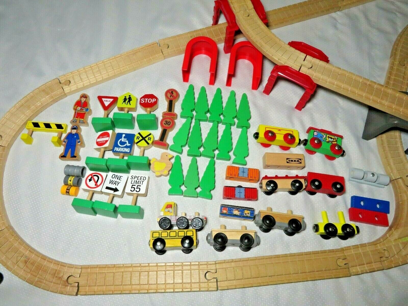 thomas clickety clack track