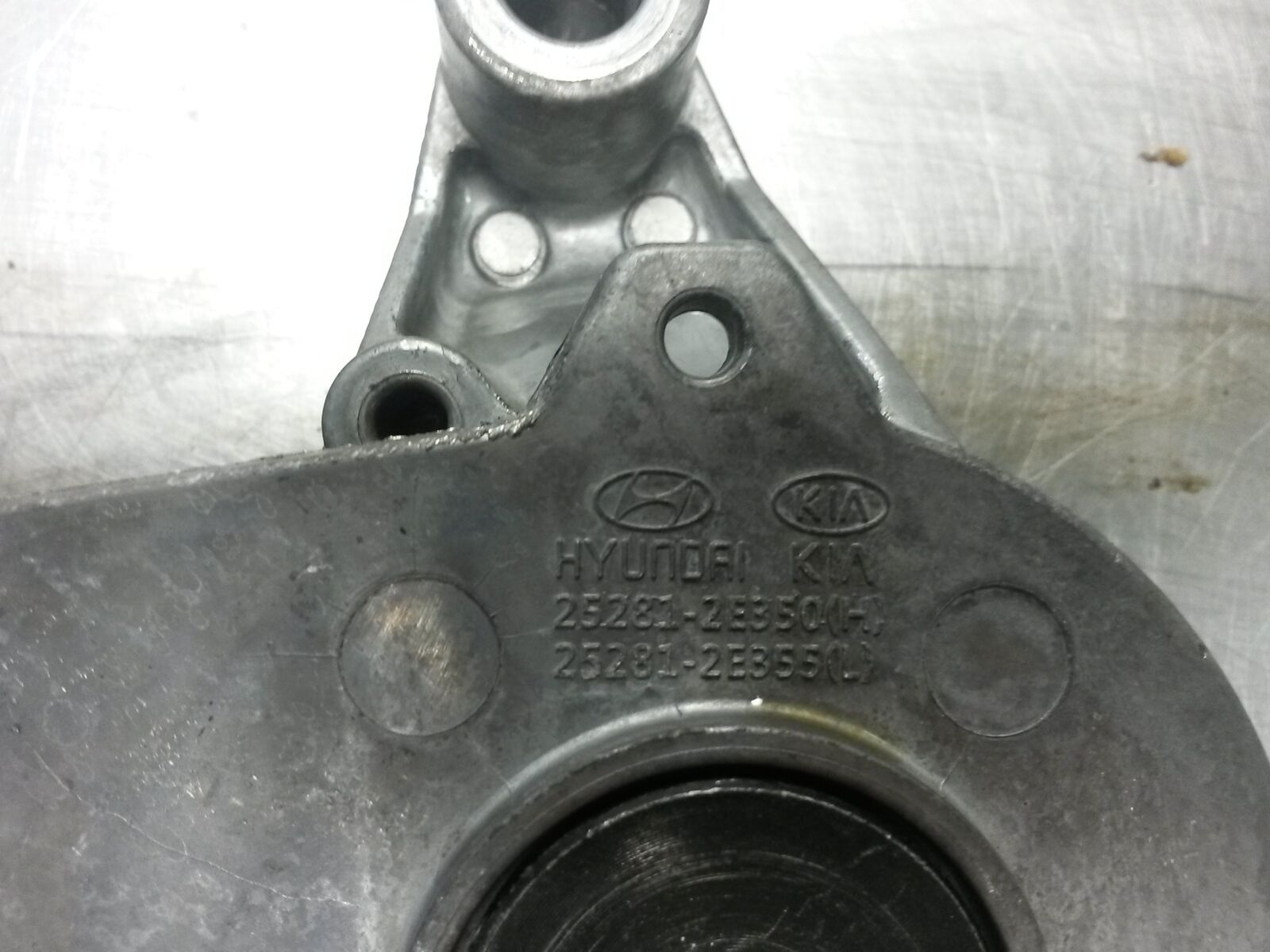 107T113 Serpentine Belt Tensioner 2018 Kia Forte 2.0 252812E350 Everything Else