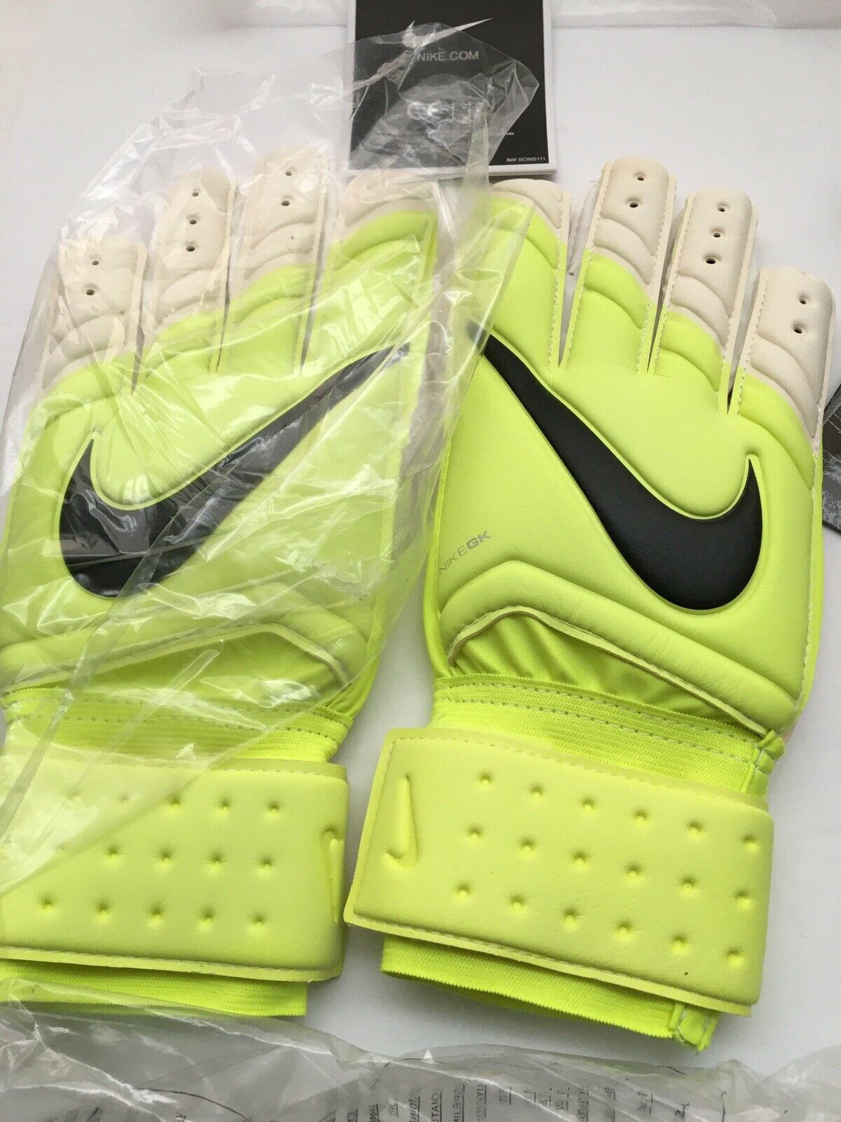 Nike GK Spyne Pro Sz 8 Goalkeeping Gloves Stabilizing Finger Tennis