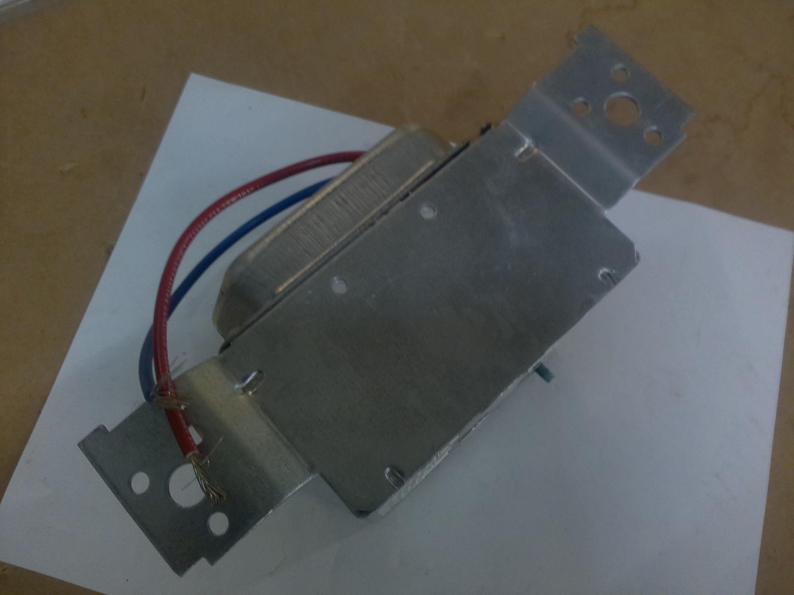 LIGHTING CONTROL & DESIGN GR2001 E/S277 1SR /EMERGENCY SHUNT RELAY