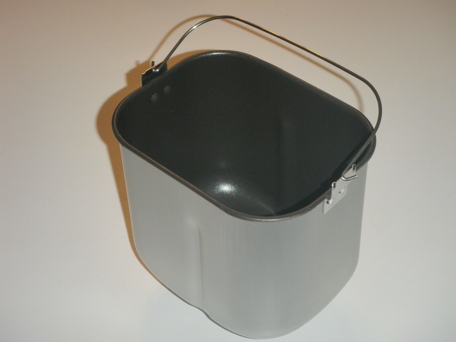 Pan Assembly for West Bend Bread Maker Model 41400 (WB400) Small