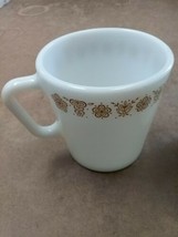 Pyrex Butterfly Gold Coffee Mugs D Handle, Corning NY USA EUC - $4.89