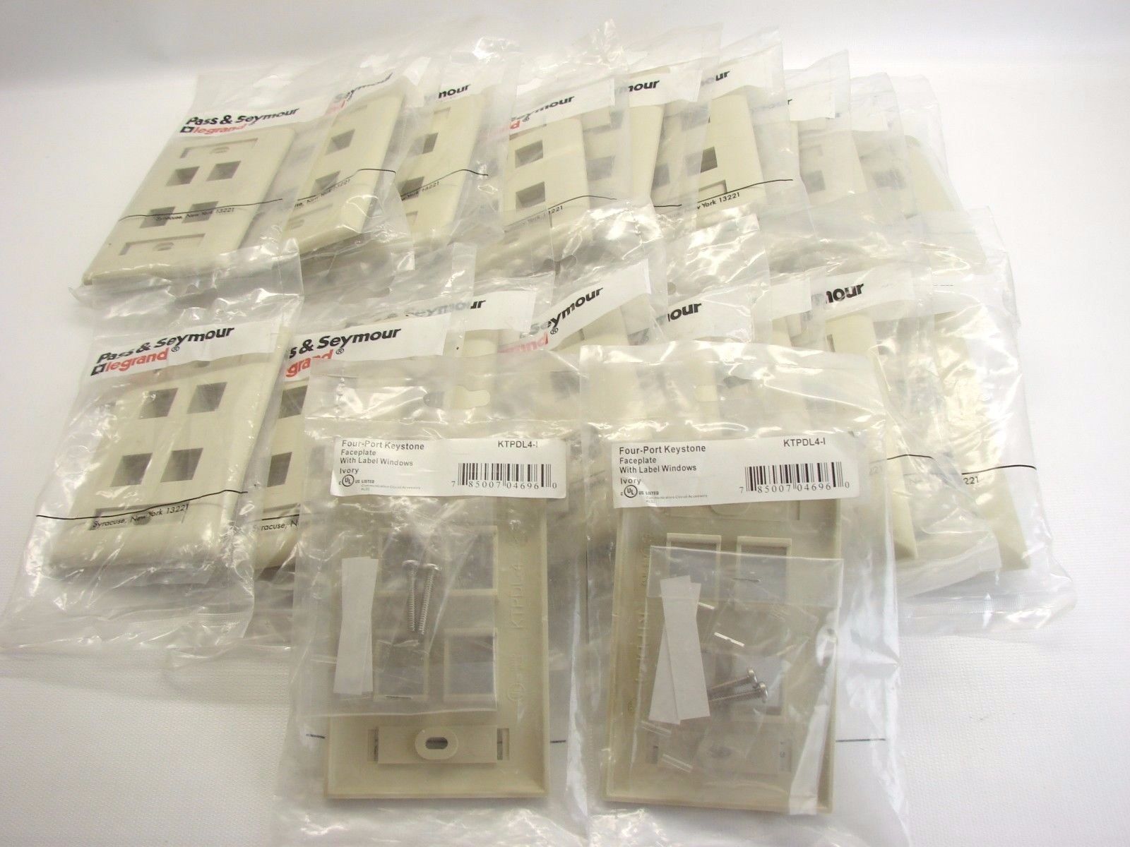 Panduit NKUSBAAWH Netkey USB 2.0 Female A To Female A Coupler Module b176