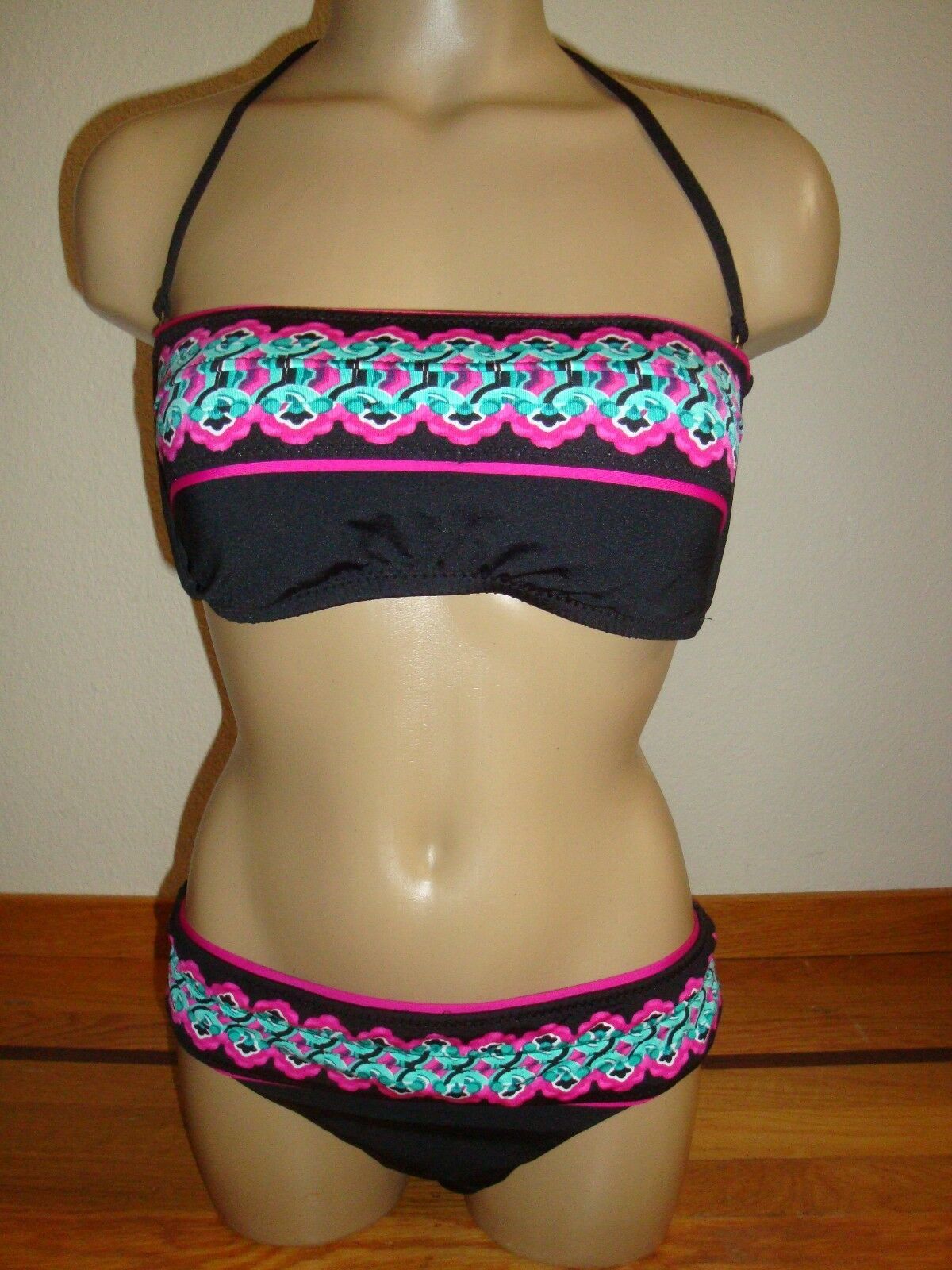 Primary image for NEW BECCA 2 PC SWIMSUIT BANDEAU TOP SIZE M/FOLDOVER BOTTOM SIZE L BLACK MULTI