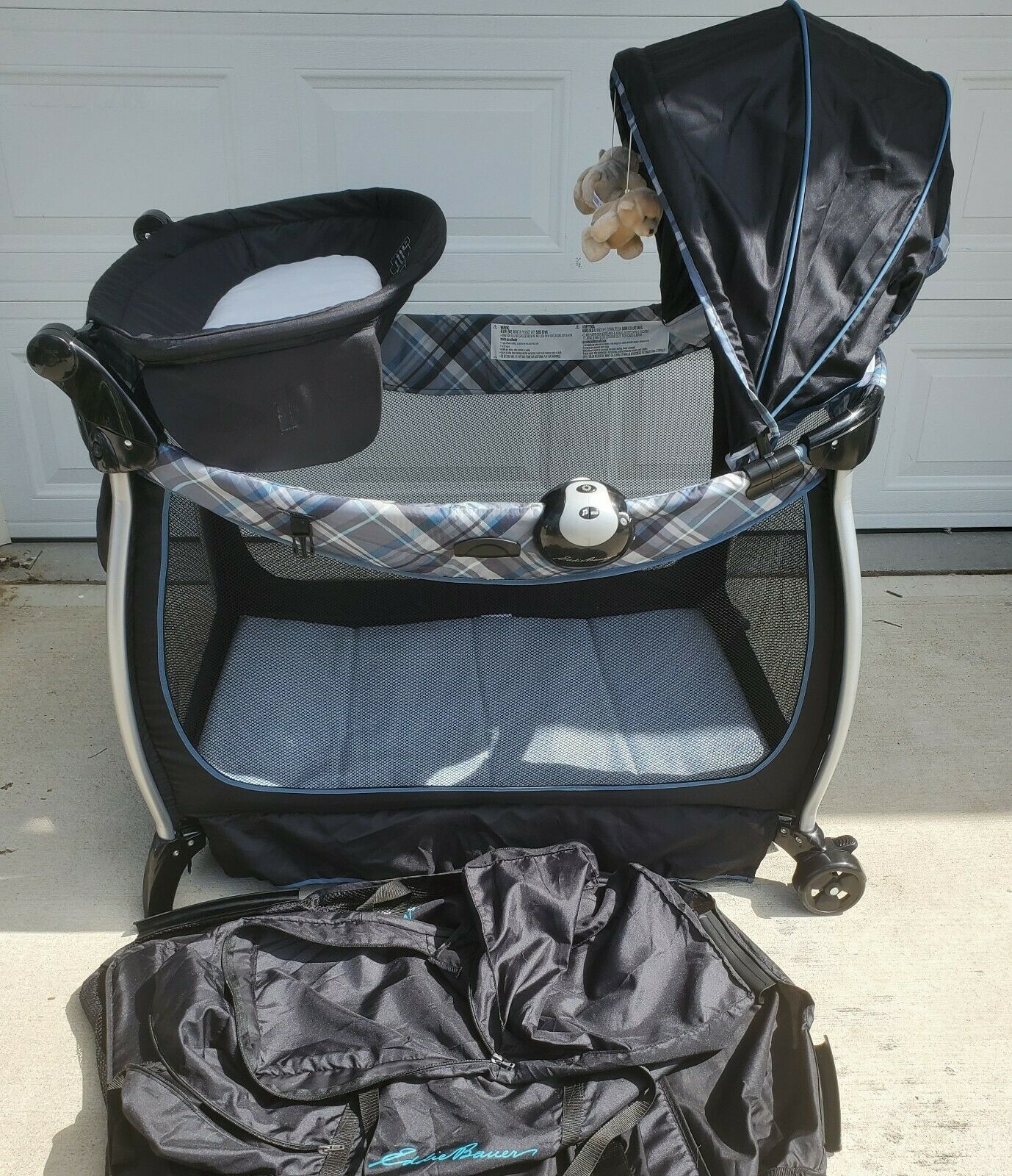 Eddie Bauer Deluxe Complete Care PlayPen & Yard Play Pens & Play Yards