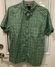 North Face Shirt Mens Large Green Plaid Chest Pocket Button Front Poly Nylon - $16.45