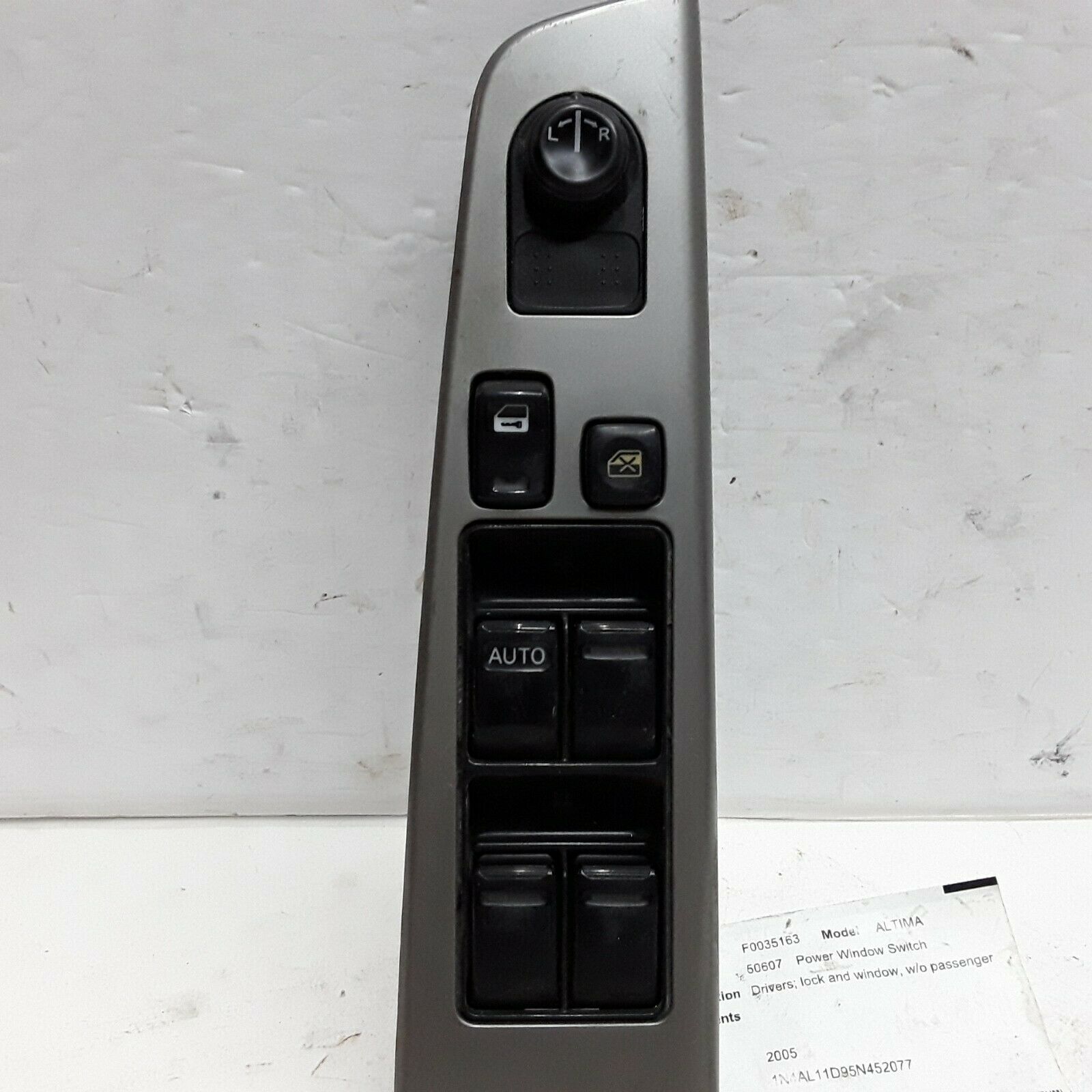 02 03 04 05 06 Nissan Altima drivers master window switch wo passenger