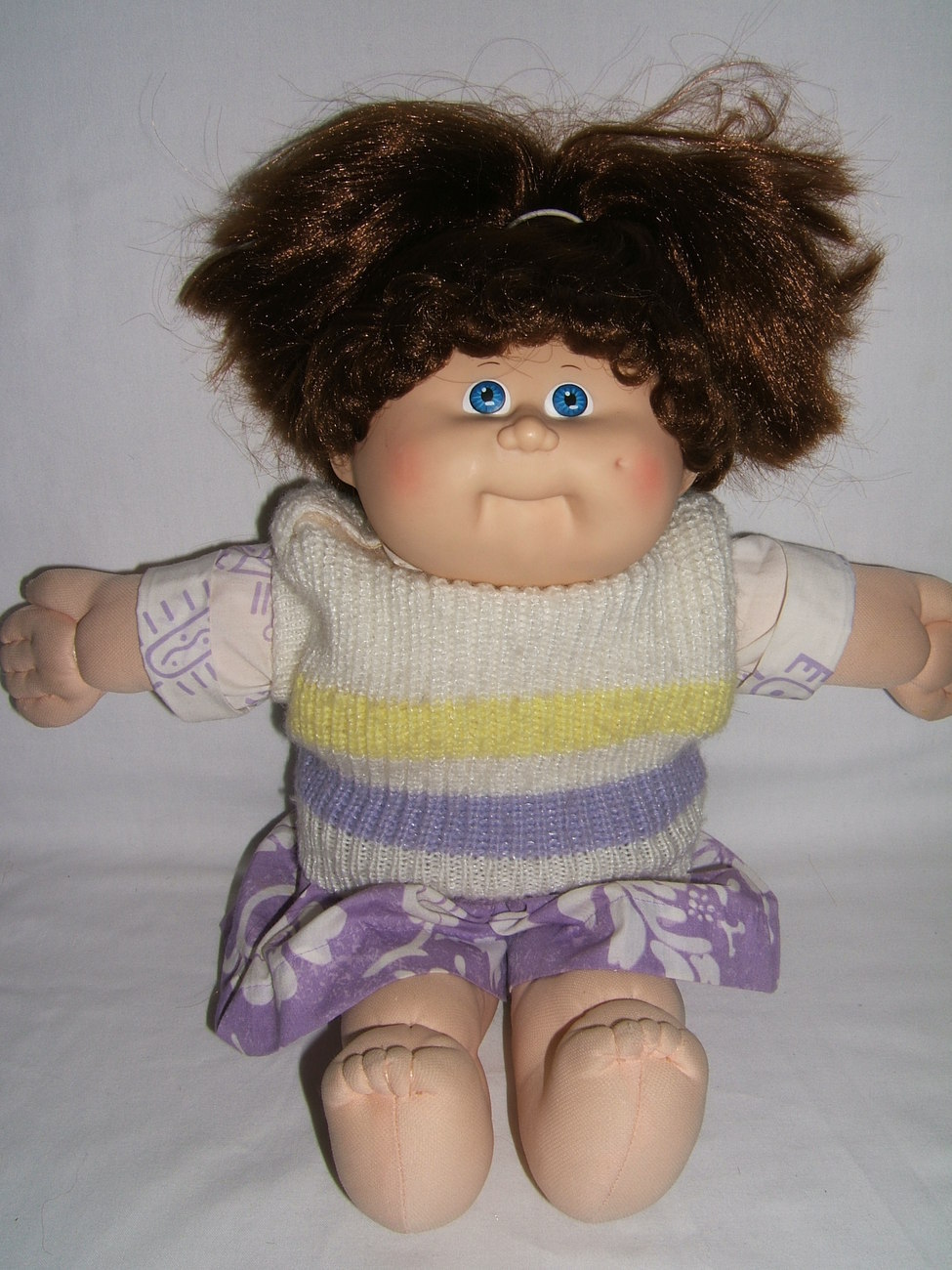 cabbage patch doll with bangs