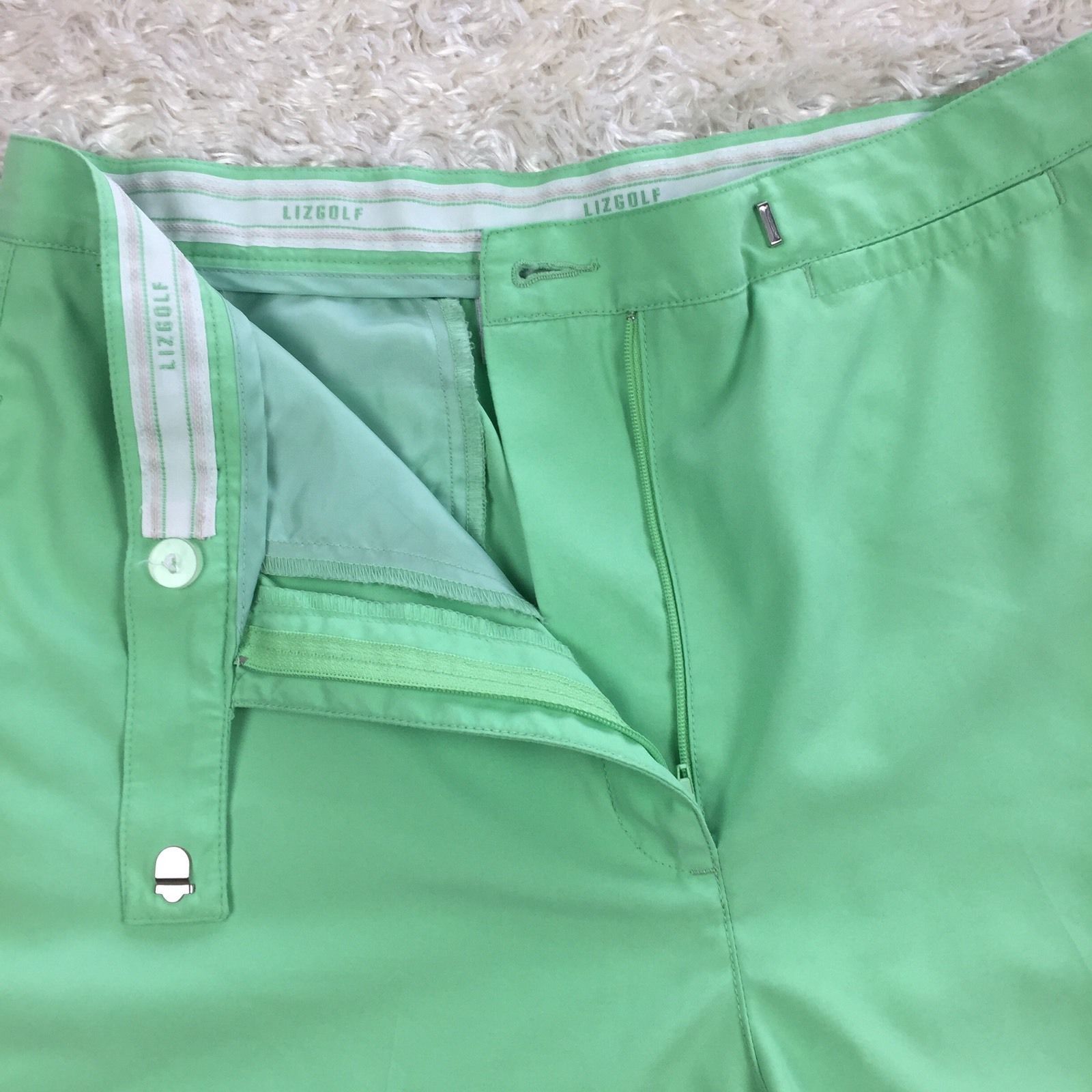 Liz Golf Liz Claiborne Bright Green Bermuda Walking Shorts Size 8 - Pants