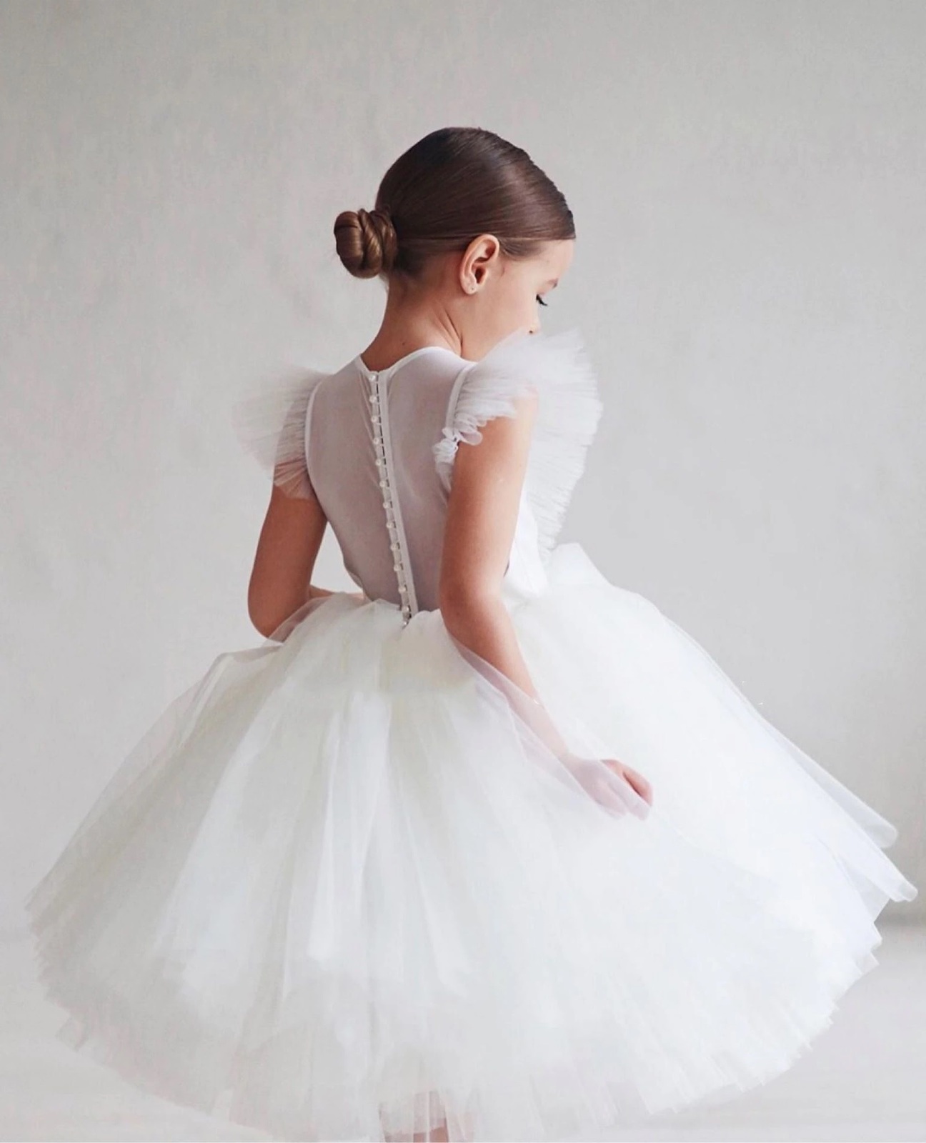 New white elegant A line tulle full skirt baby girl toddler princess dress