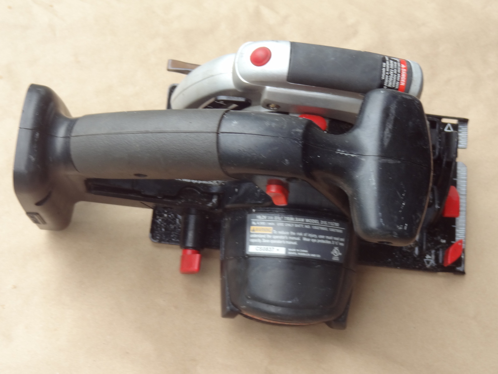 CRAFTSMAN 19.2V CIRCULAR SAW CORDLESS BARE TOOL ONLY W/ LASER 315.