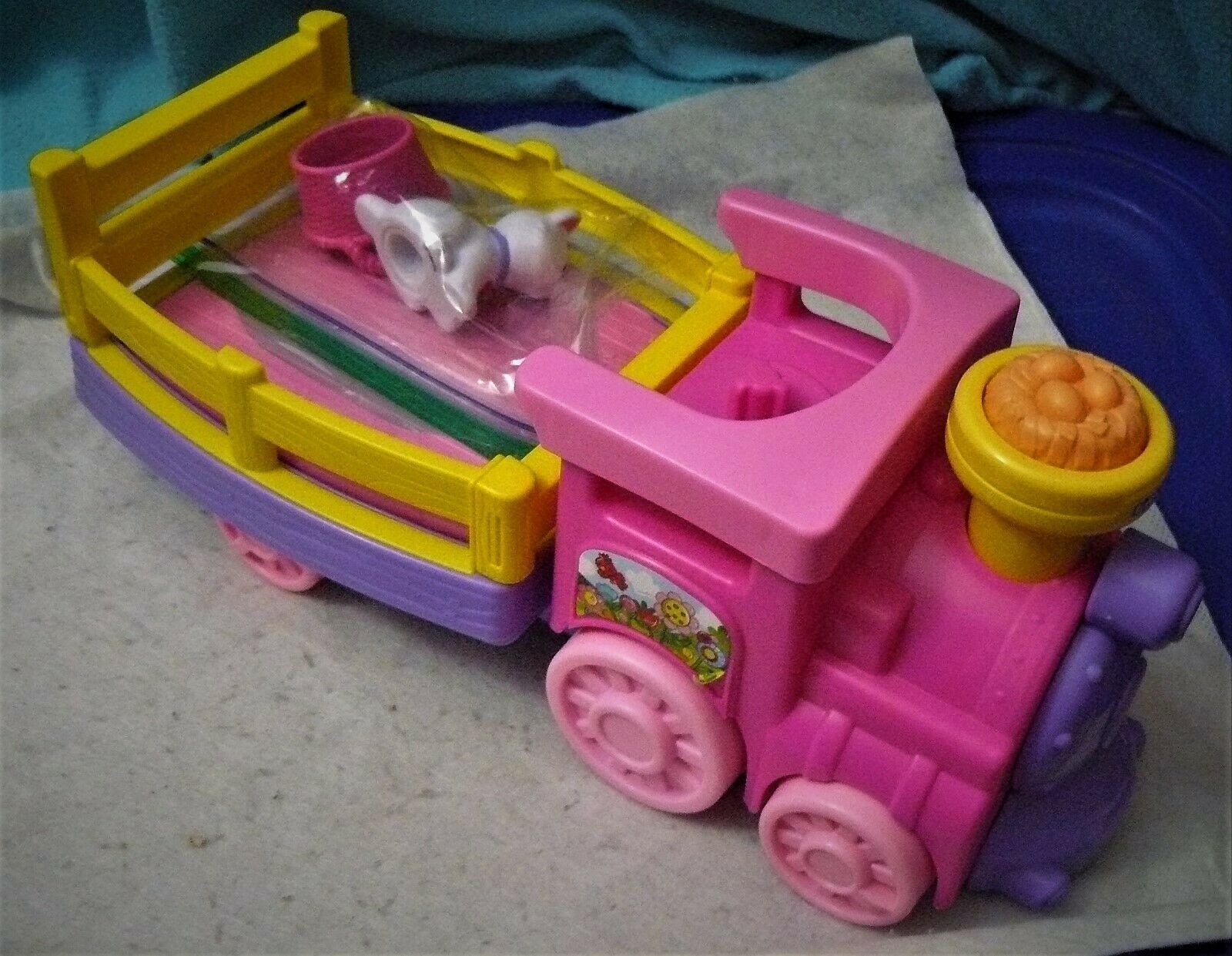 little people pink train