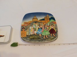 Royal Doulton Group 1973 Christmas In Mexico Catholic Church Collectors Plate - $23.60