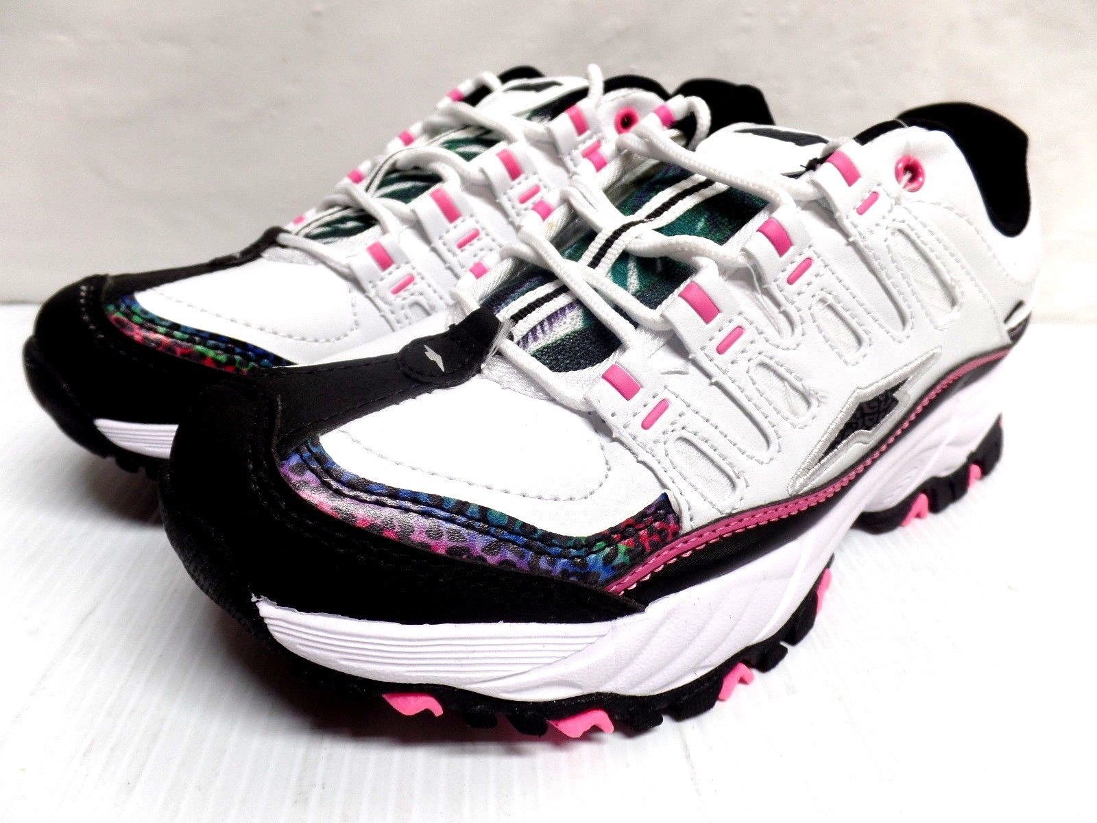 Avia Women�s White w/Black Pink Elevate Memory Foam